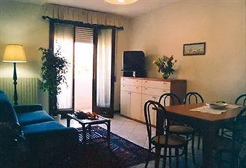 Giada Palace - 2* 루카